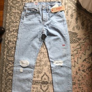 Levi’s Wedgie Fit brand new jeans